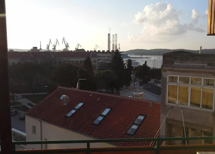 Terrace Dream View Over Amphitheatre *