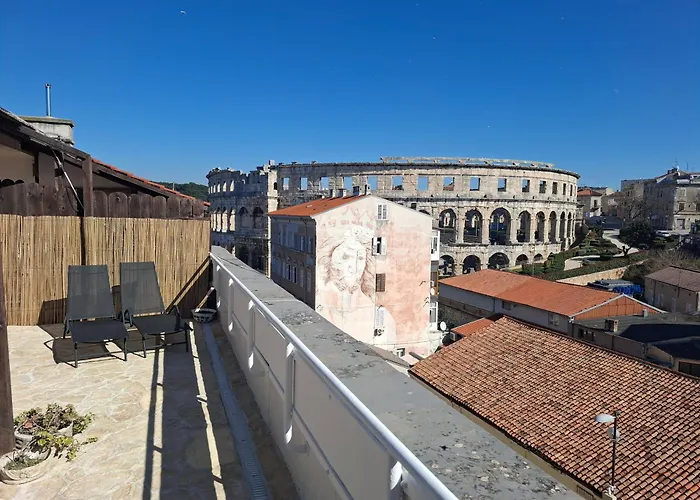 Daire Terrace Dream View Over Amphitheatre Pula